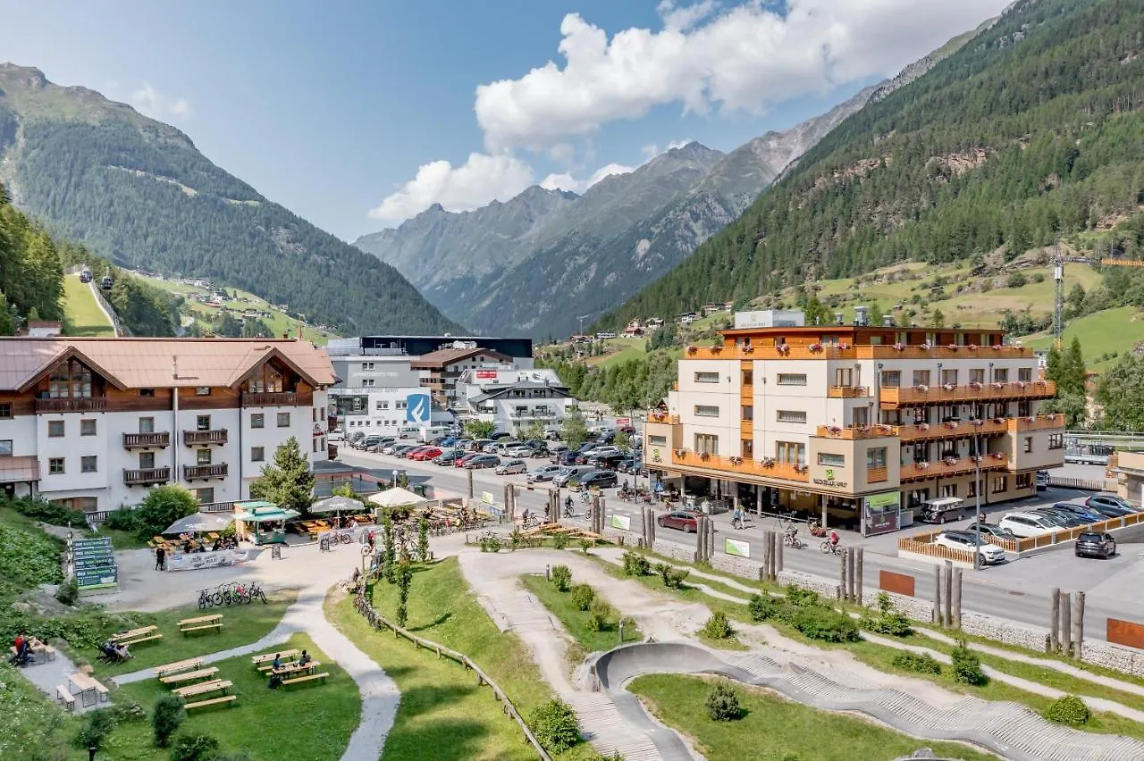Hotel Backelar Wirt Superior Soelden 3*, Solden